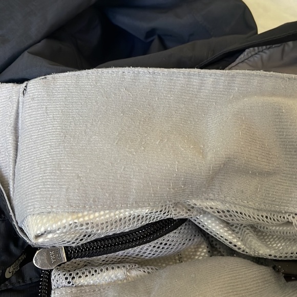 The North Face HyVent medium black - Picture 5 of 5